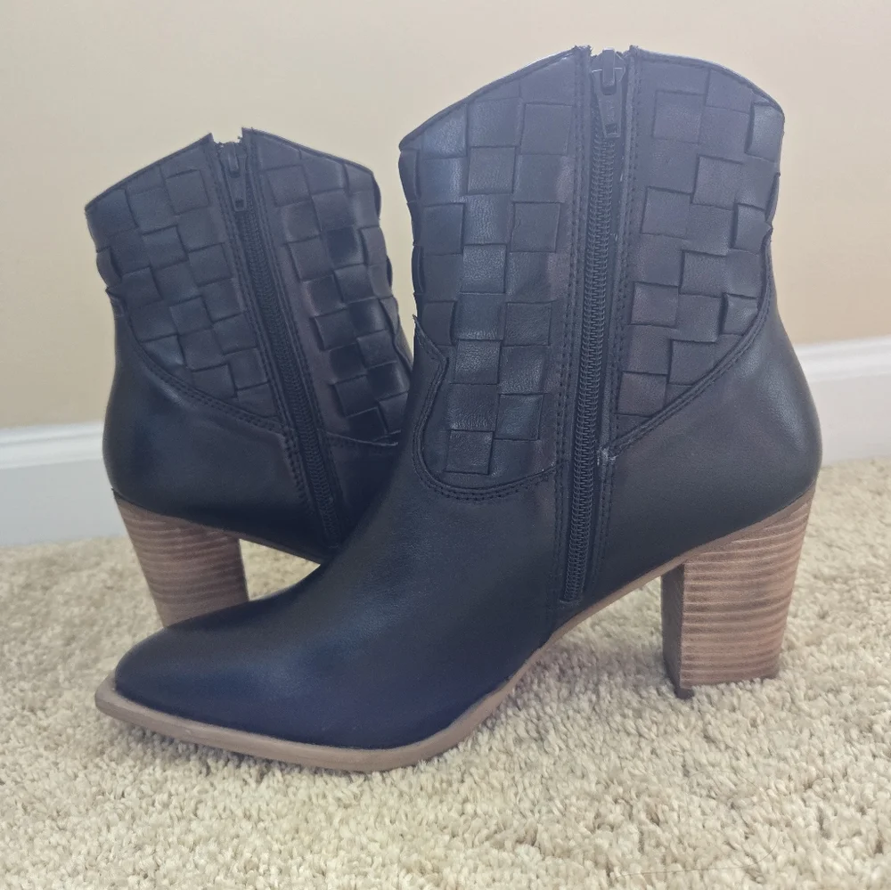Matisse Dawn Western Booties Womens 9M Black Woven Leather Stacked Heel